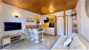 appartement à la vente -   74000  ANNECY, surface 31,19 m2 vente appartement - APR750858